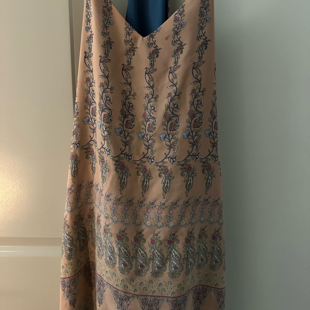Elegant Paisley Print Dress